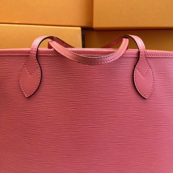 Authentic Louis Vuitton Light Pink Tote Open Tote perfect for Beach - Picture 7 of 15